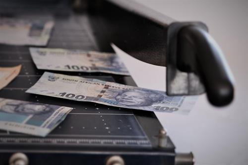 Depresiasi Aset Adalah: Pengertian, Contoh & Cara Membuatnya